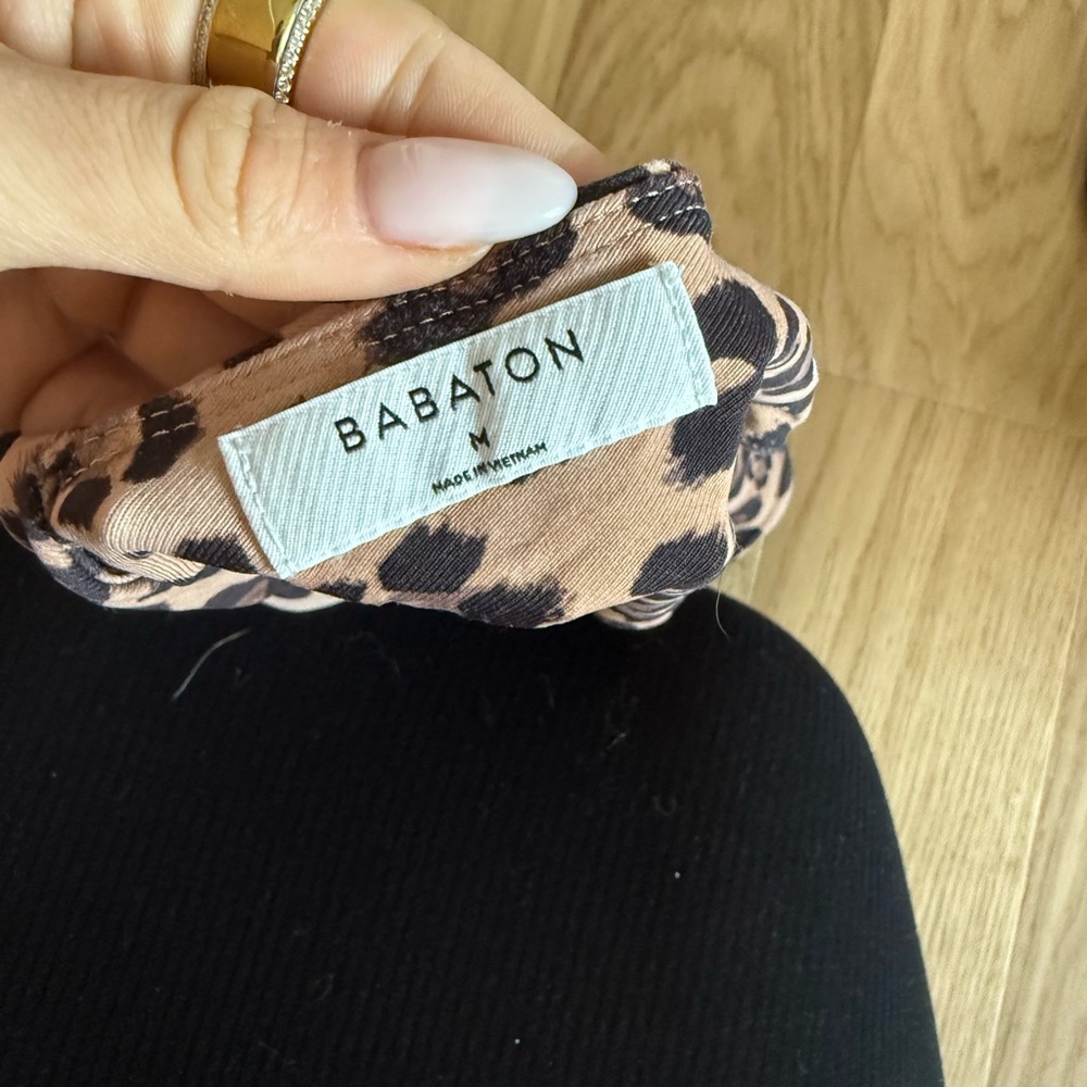 Aritzia Babaton Tan and Black Patterned body suit - Picture 2 of 6